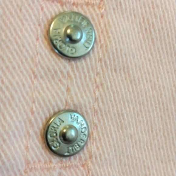 Gloria Vanderbilt All-Around Slimming Effect Cropped Jeans - Picture 11 of 11